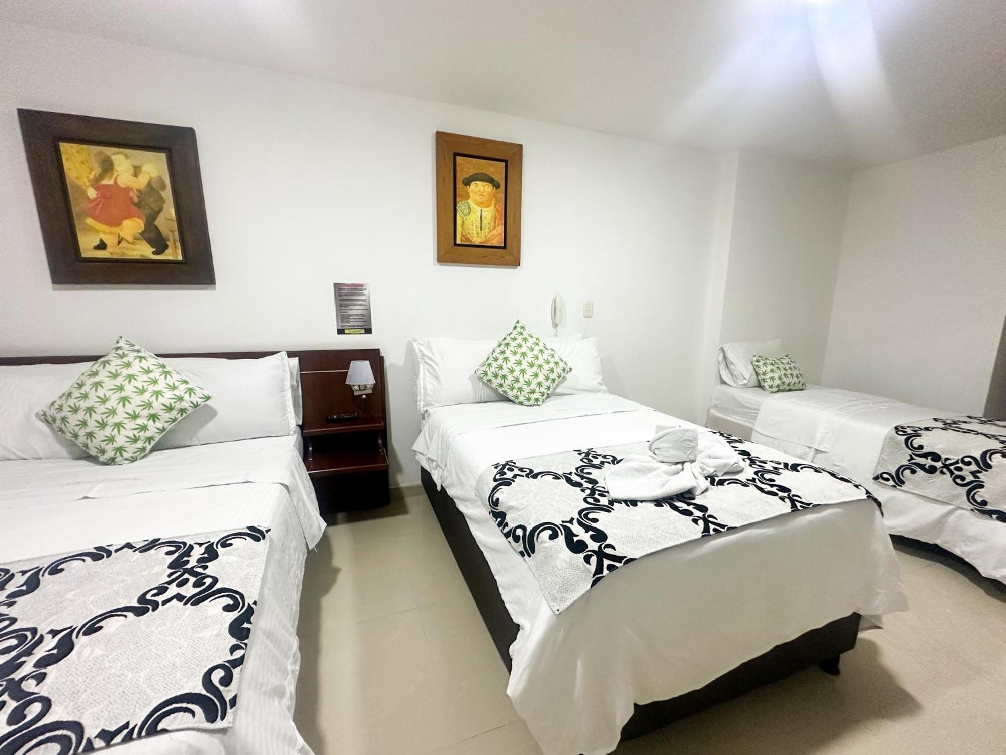 Hotel Catama Inn フサガスガ エクステリア 写真